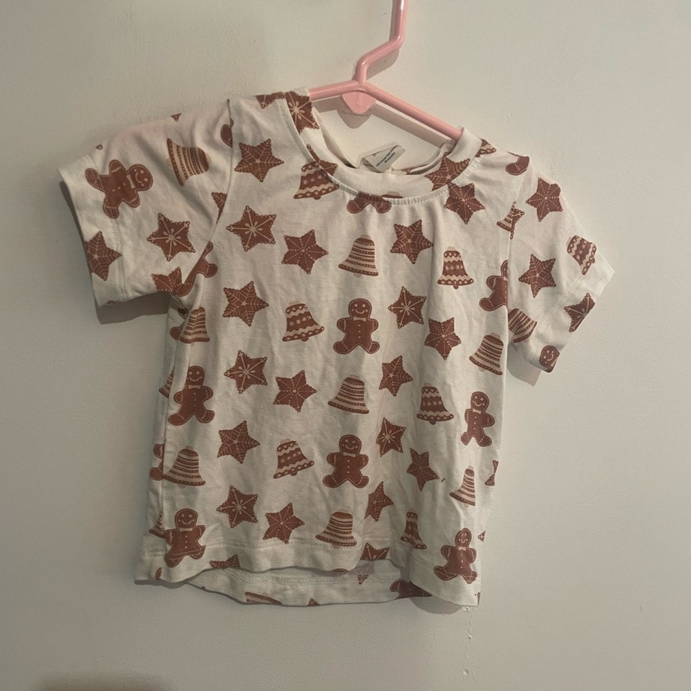 Kate Quinn Gingerbread Cookie short‎  Sleeve- top only 6-12